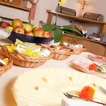 Hotel City Hotel 3*