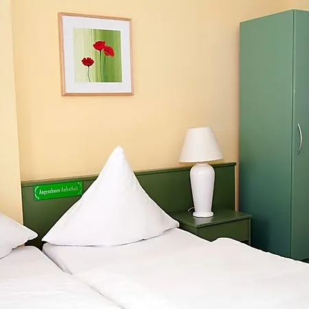 City Hotel Hotel