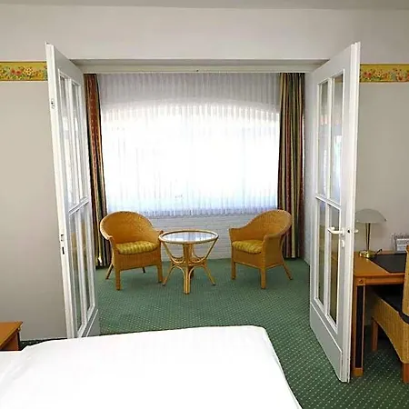 City Hotel 3*