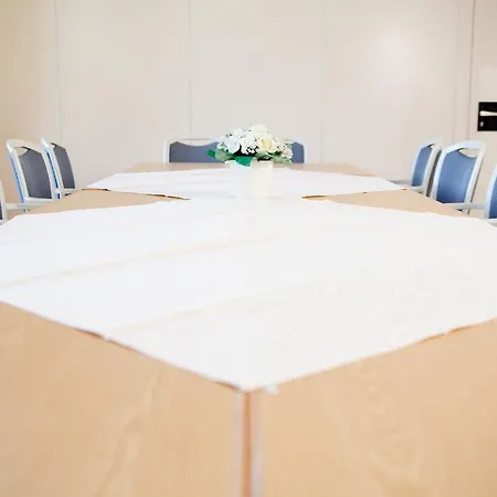 City Hotel 3*